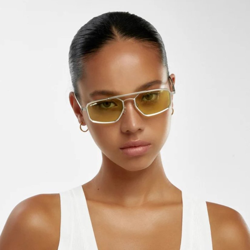 Sluneční brýle D.Franklin Muni LA Silver Yellow modelka