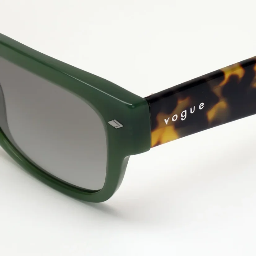 Slnečné okuliare Vogue VO5530S 309211