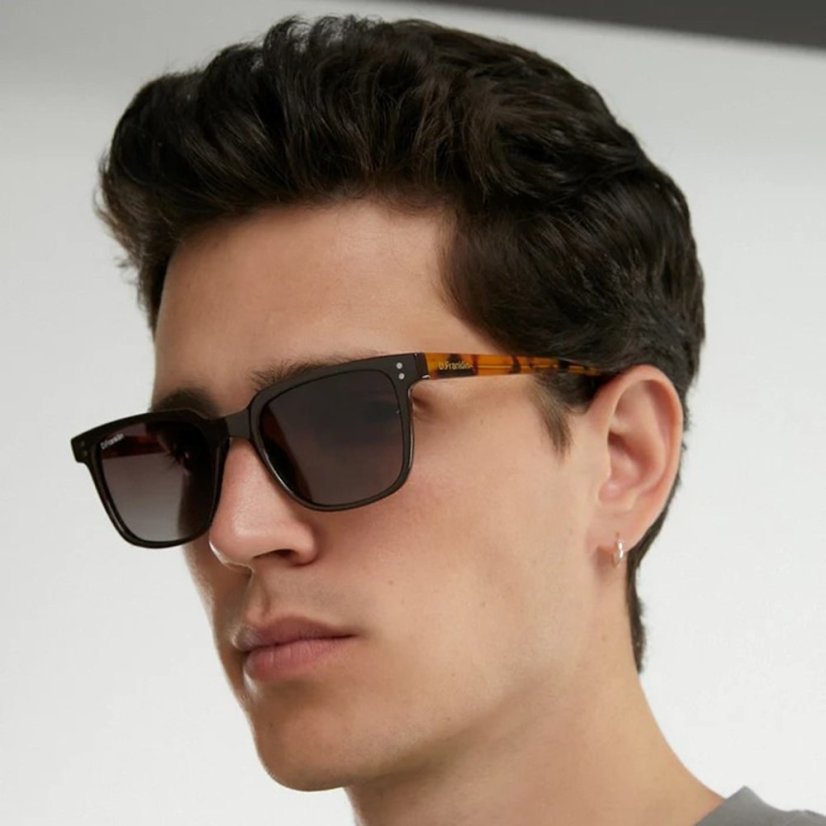 Sluneční brýle D.Franklin Ultra Light SQ Low Brown Grad Brown model