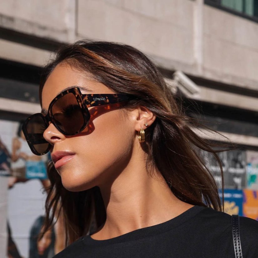 Slnečné okuliare D.Franklin Paris Carey Brown modelka 1